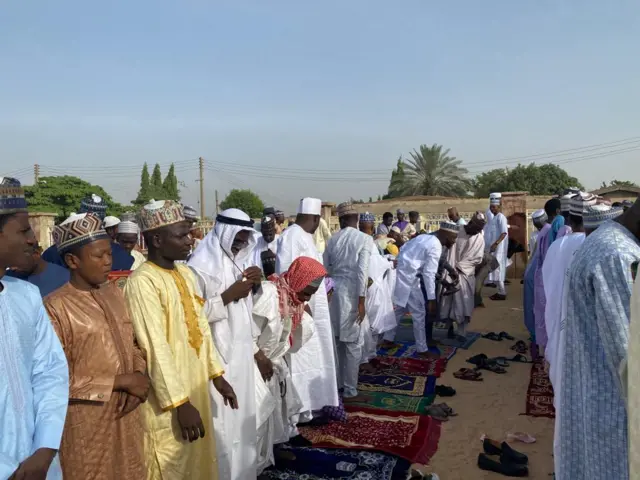 Wasu Musulmai a masallacin Idi a jihar Kano