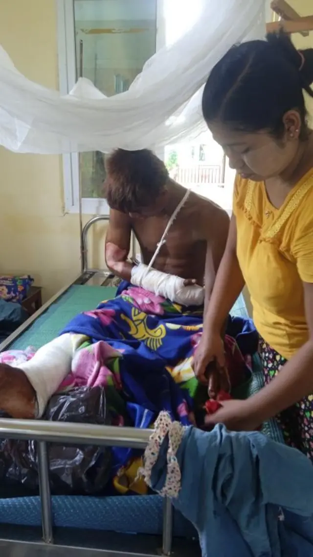 ဆေးရုံမှာကုသမှုခံယူနေတဲ့ဒဏ်ရာရသူအချို့
