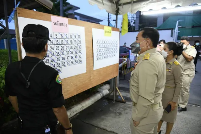 รองปลัดกทม.