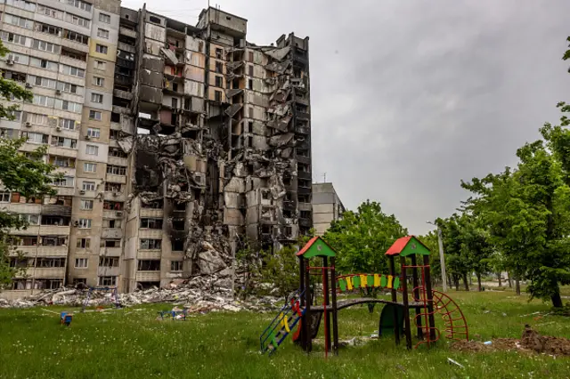 Многие здания в Харькове после обстрелов стали непригодными для жилья