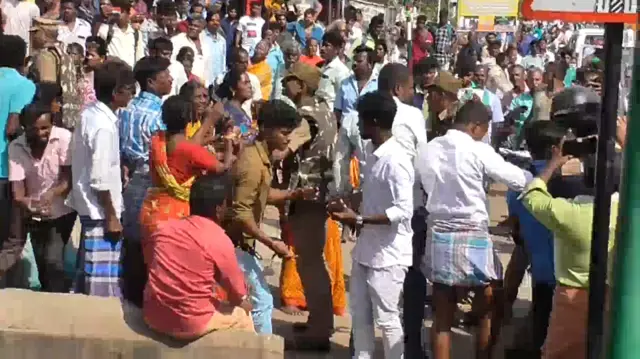 போராட்டம்