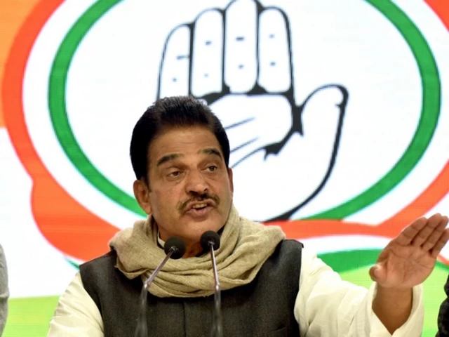 कांग्रेस महासचिव केसी वेणुगोपाल