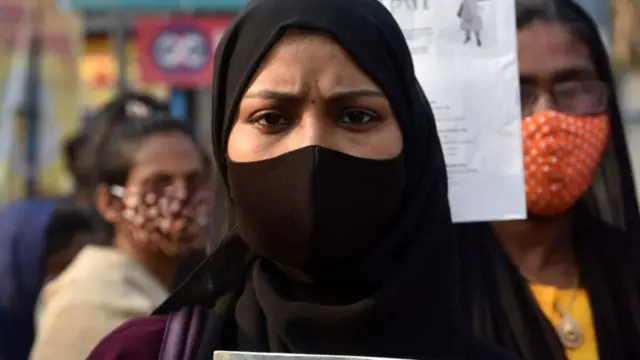हिजाब विवाद