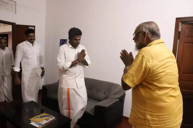 அண்ணாமலை - விக்னேஸ்வரன் சந்திப்பு