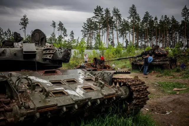 russian tanks