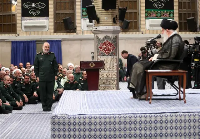 خامنه ای و پاسداران