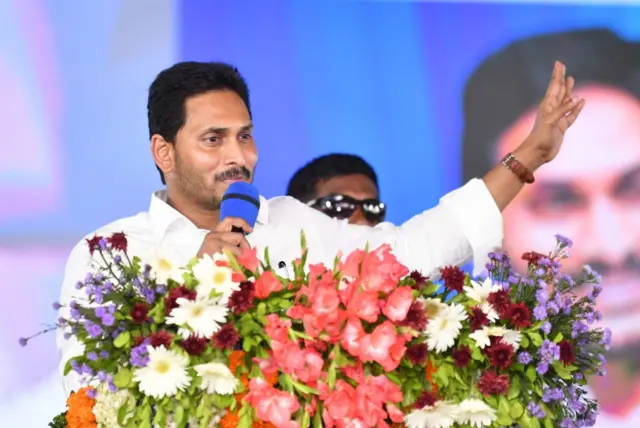 ఆంధ్రప్రదేశ్ ముఖ్యమంత్రి వైఎస్ జగన్