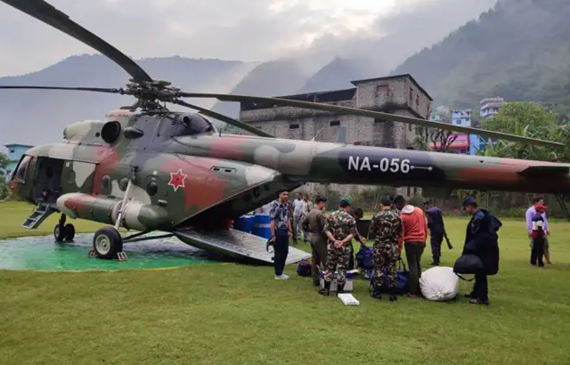 दार्चुलामा निर्वाचन सामग्री