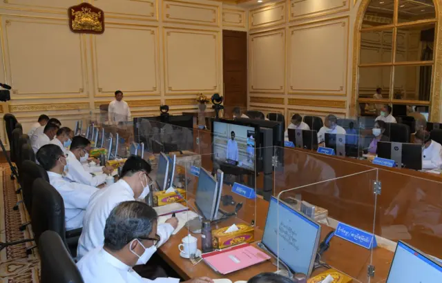 ပြည်တွင်းမှာ အေးချမ်းတဲ့အနေအထားရောက်လာပြီလို့ စစ်ခေါင်းဆောင်ပြော
