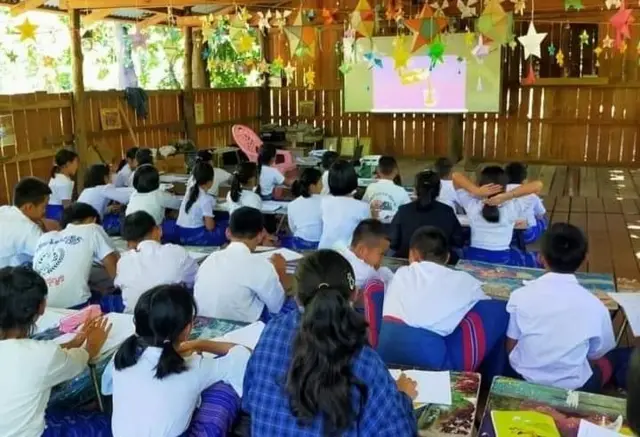 ကိုယ်ထူကိုယ်ထကျောင်း