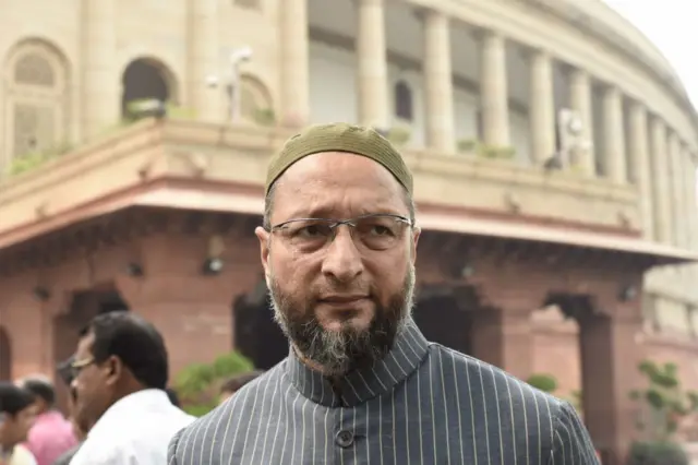 ओवैसी