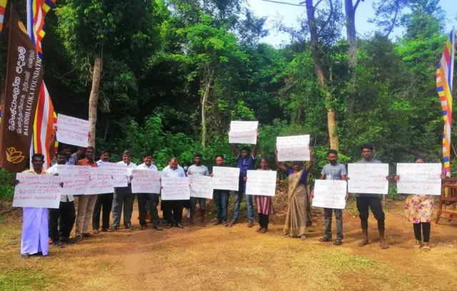 இலங்கையில் தமிழர்கள் போராட்டம்