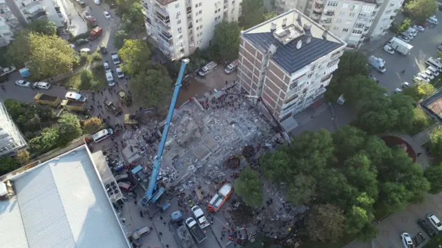 İzmir Doğanlar Apartmanı