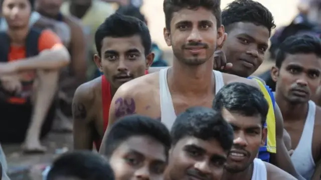 సైన్యానికి పోటీపడే అభ్యర్థులు