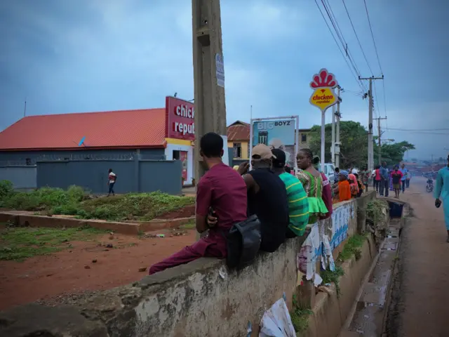 Pipo dey wait to vote