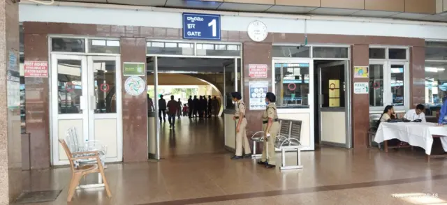 గుంటూరులో పోలీసు బందోబస్తు