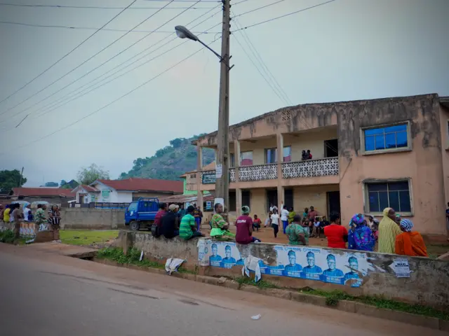 Pipo dey wait to vote