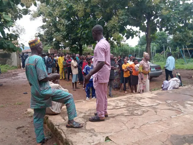 Poling unit for Ifaki