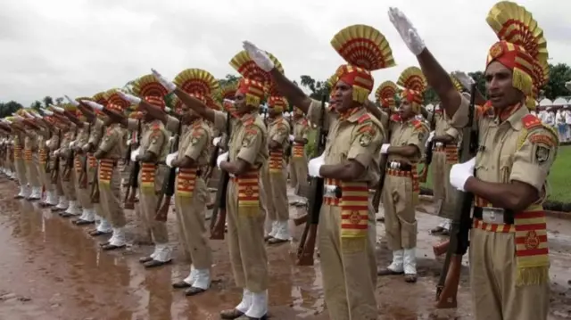 अर्द्धसैनिक बल
