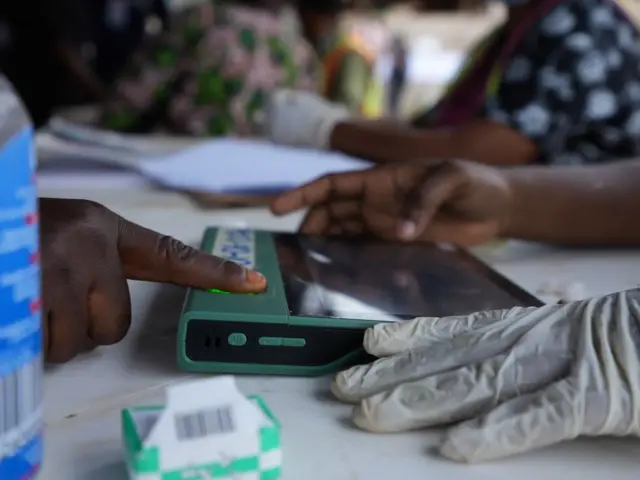 more fotos from Ekiti election