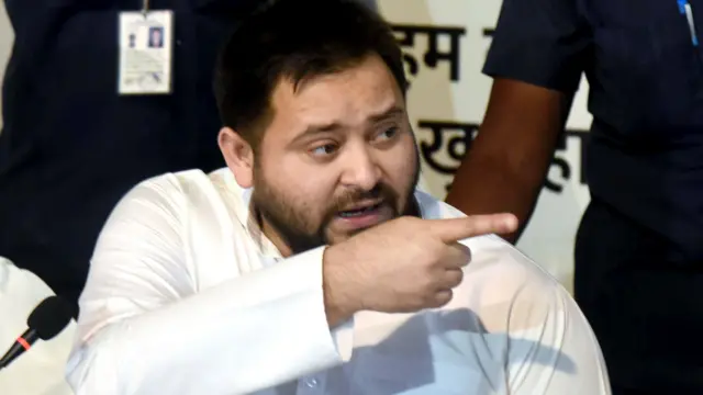तेजस्वी यादव