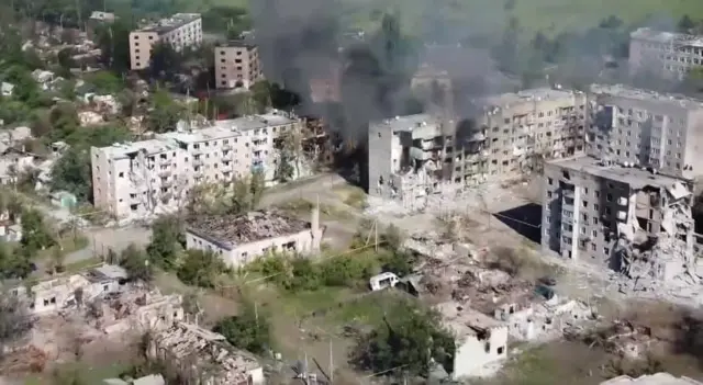 Разрушения в городе