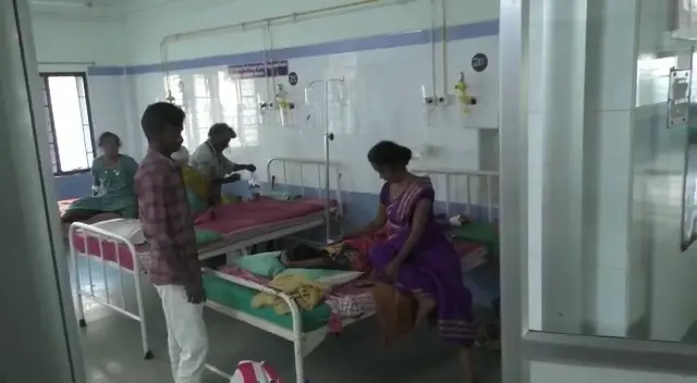 திருவிழாவில் வெடி வெடித்து 3 குழந்தைகள் உட்பட 7 பேர் காயம்