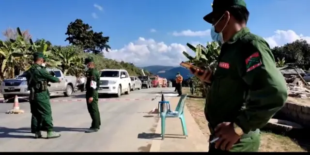 ၂၀၂၀ ပြည့်နှစ်၊ ဒီဇင်ဘာလတုန်းက ဝ ပြည်နယ်ထဲ ကိုဗစ်ကာကွယ်ထိန်းချုပ်ရေး ပြုလုပ်နေပုံ