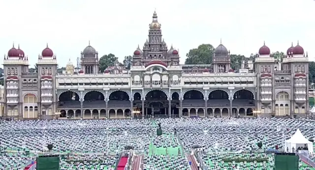 मैसूर में मना योग दिवस