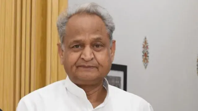రాజస్థాన్ ముఖ్యమంత్రి అశోక్ గహ్లోత్