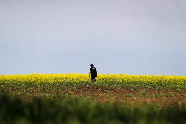 Україна