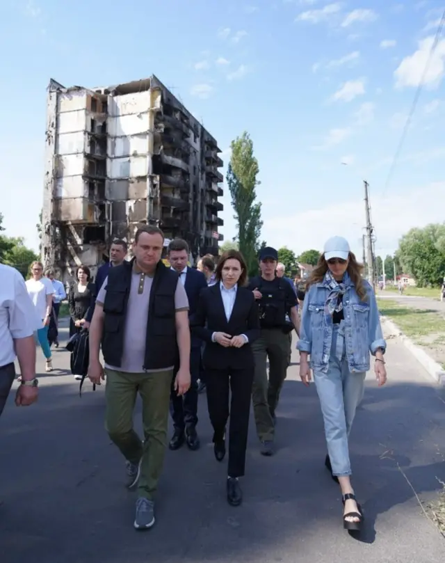 Санду