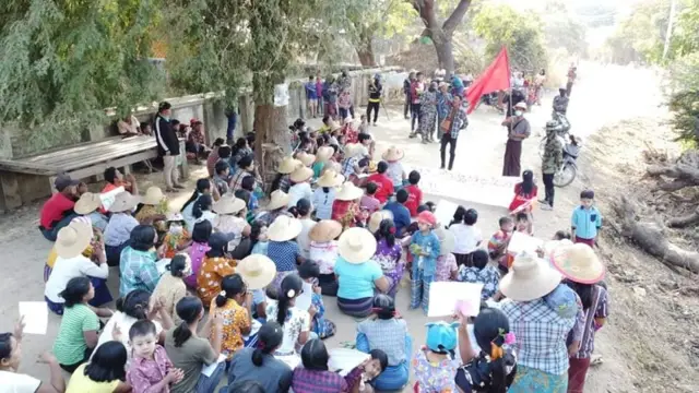 သမဂ္ဂ ခေါင်းဆောင် ၅ဦးကို ခန်ဝံဂတိထိုးကာ အလင်းဝင်ကြဖို့ မြို့မရဲ စခန်းမှူးကိုယ်တိုင်က ဖုန်းဆက်ပြောဆို