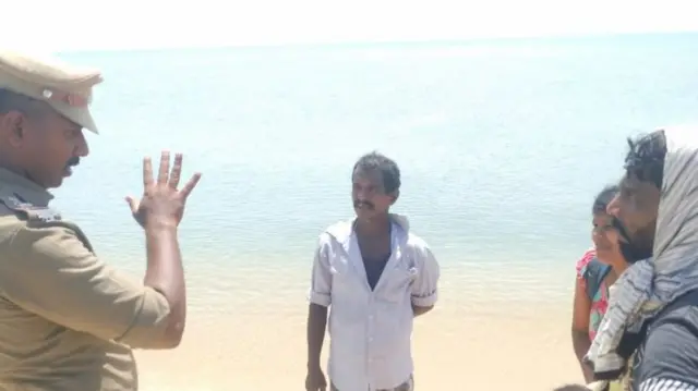அகதி