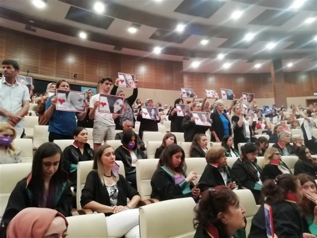 Duruşma salonu