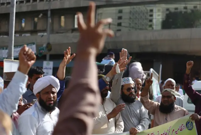 استمرار استدعاء سفراء الهند بدول العالمين العربي والإسلامي مع استمرار تداعيات أزمة التصريحات "المهينة" عن نبي الإسلام