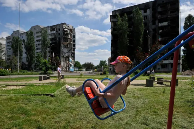 Девочка в Бородянке под Киевом