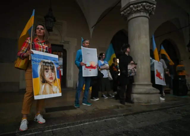 Краков, акция в защиту украинских детей