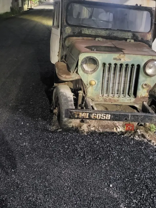 வேலூர் மாநகாட்சியில் அமைக்கப்பட்டுள்ள தார் சாலை