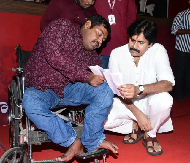 జనవాణి కార్యక్రమంలో పవన్ కల్యాణ్