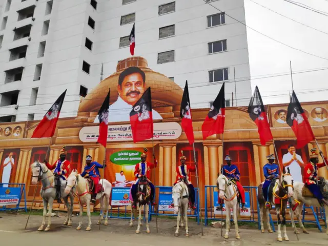 இடைக்கால பொதுச்செயலாளராக எடப்பாடி பழனிசாமி தேர்வு