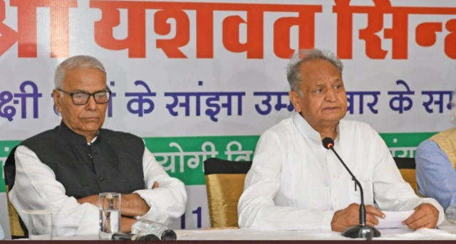 यशवंत सिन्हा के साथ राजस्थान के सीएम अशोक गहलोत