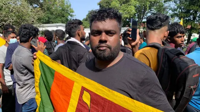இலங்கை போராட்டம்