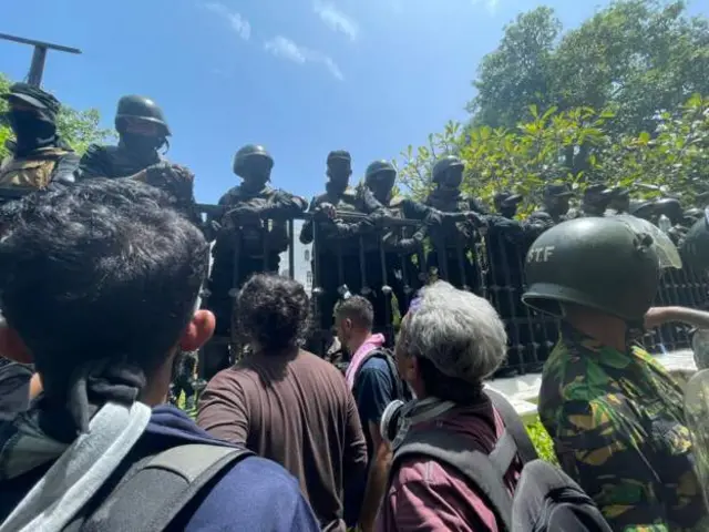 ప్రధానమంత్రి కార్యాలయ ముట్టడి