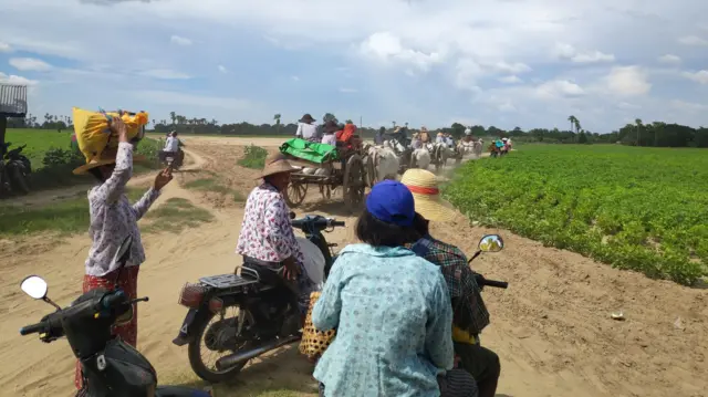 ဒီပဲယင်း အရှေ့ခြမ်းကျေးရွာတွေကို စစ်တပ်က လေယာဥ်တွေနဲ့ တိုက်ခိုက်