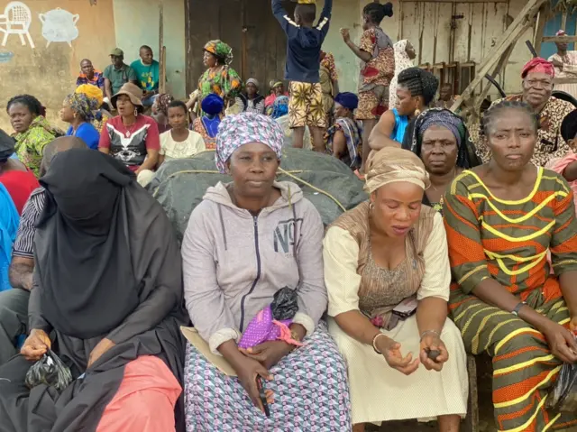 Pipo dey wait to cast dia vote