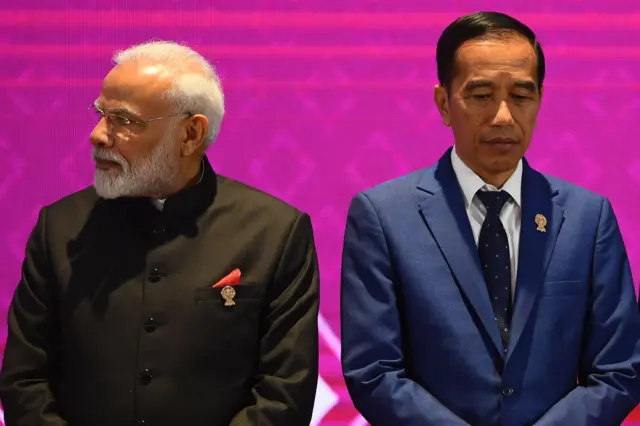 मोदी