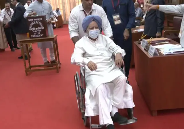डॉ. मनमोहन सिंह