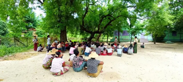 မြောင်မြို့နယ်ပညာရေးကွန်ရက်ကလည်း ကောင်းဖော်ယူနဲ့ဆက်စပ်တဲ့ဆရာဆရာမတွေကို ကြိုဆိုတယ်ဆိုပြီး ကမ်းလှမ်း