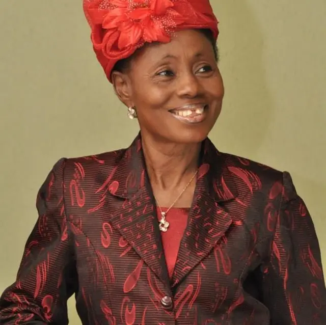 sola Onayiga